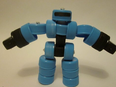 塑料瓶盖制作机甲战士玩具